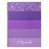 Cahier rayé avec paillettes violettes et monogramm (Devant)