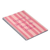 Cahier rayé bonbon rose (Côté Droit)