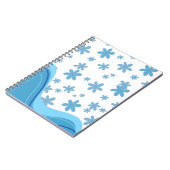 Cahier spiralé à esthétique bleue et blanche. (Côté gauche)