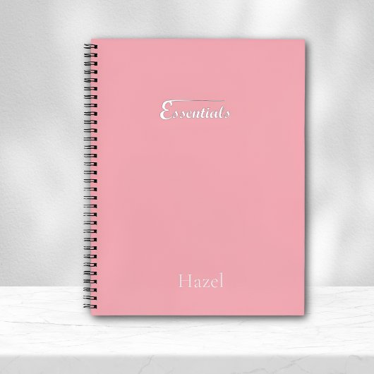 Cahier spirale rose minimaliste – “Essentiels”