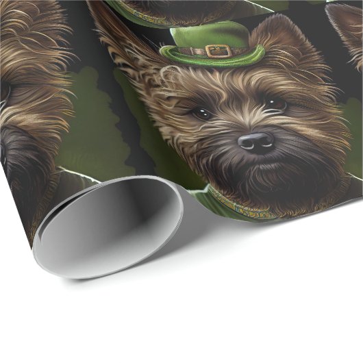 Caïro Terrier dog in St. Patrick's Day Dress Cadeaupapier (Rol Hoek)