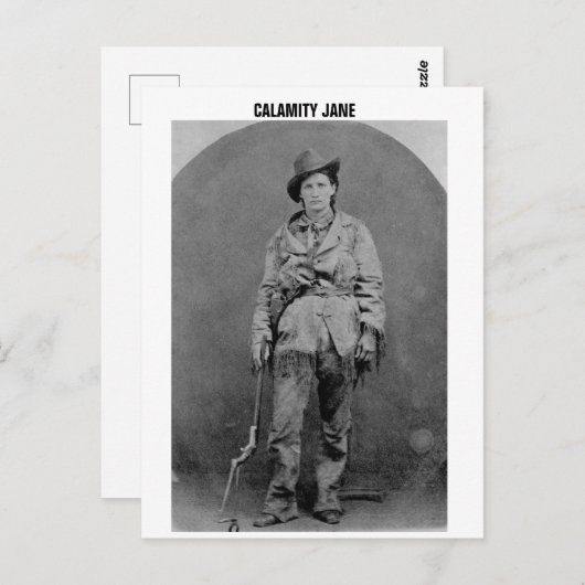 CALAMITY JANE TIENT DES CARTES POSTALES À ARMES À (Devant / Derrière)