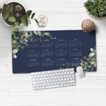 Calendrier 2025 Marine Blue Green<br><div class="desc">🌟 Ceci est pour 2025 🌟 2025 Marine Blue Greenery Calendrier Mat Mat Pad. Cette version est en bleu marine chic,  mais les couleurs peuvent facilement être customisées ! Veuillez nous contacter à cedarandstring@gmail.com si vous avez besoin d'aide pour la conception ou les produits correspondants.</div>