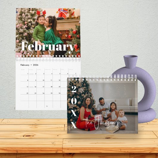 Calendrier 2026 Modern Family Photos Simple Overlay Text 