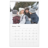 Calendrier Collage photo de famille monogramme rustique sauge (Feb 2026)