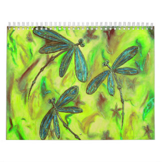 Calendrier Des libellules célestes sur un ciel étoilé