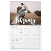 Calendrier Élégant script photo texte famille collage (Feb 2027)