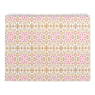 Calendrier motif de fleurs rose et blanche sur un dos brun