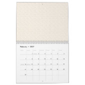 Calendrier Tissu blanc cassé avec un subtil, extensible, peti (Feb 2027)