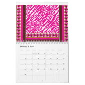 Calendrier Un doux motif de fleurs rose et blanche, avec grâc (Feb 2027)