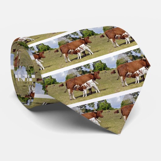 Calf Suckling Stropdas (Opgerold)