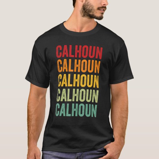 Calhoun County Texas Rainbow Text Design T-shirt (Voorkant)