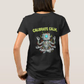 Calibrate Calm: Funny Meditating Robot Yoga & Tech T-shirt (Achterkant)