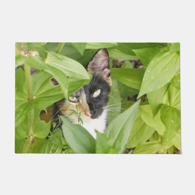 Calico Cat in de Zinnias Deurmat (Voorkant)