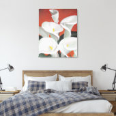 Calla Lilies op een rode achtergrond Canvas Afdruk (Insitu (Slaapkamer))