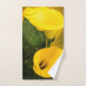 Calla Lily Bright Yellow Feuilles Bokeh (Serviette à main)
