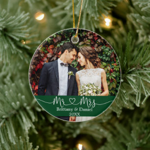 Calligrafie Heart Mr. en Mrs Wedding Photo Green Keramisch Ornament
