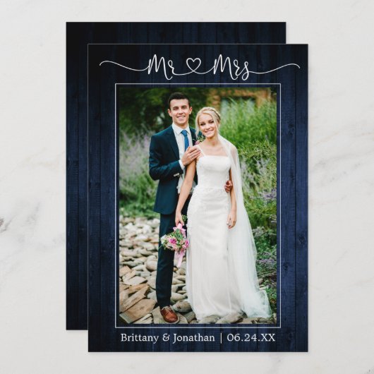 Calligrafie Heart Mr. Mrs Blue Wood Wedding Photo Bedankkaart (Voorkant / Achterkant)