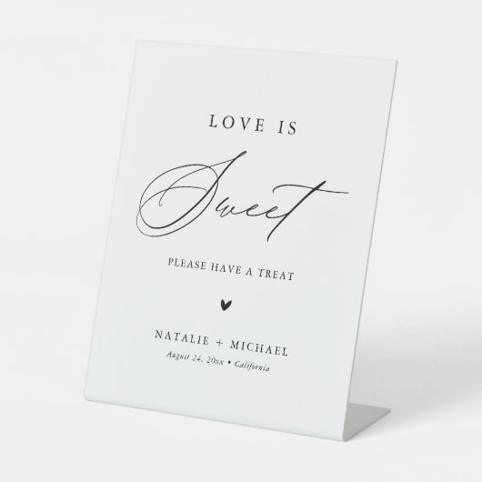 Calligrafie Love is Sweet Wedding Dessert Table Reclamebord Met Voetstuk (Voorkant)