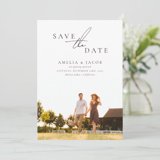 Calligrafie Minimale bruiloft sparen Datum Save The Date (Staand voorkant)