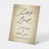 Calligrafiescript Gold Photo Booth Weddenschap Reclamebord Met Voetstuk (Voorkant)