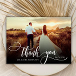 Calligraphie élégante 2 Mariage photo Carte de rem<br><div class="desc">Elégant Moderne Chic Boho Calligraphie Mariage 2 Carte de remerciements photo. Élégant mariage simple merci modèle avec une photo verticale complète sur le devant avec le texte "Merci" dans une main tourbillonnant fantaisie lettrage typographie script swash tail police blanc overlay sur l'image et un côté inverse (1) photo et message...</div>