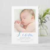 Calligraphie Moderne Bleue | Faire-part de naissan (Debout devant)
