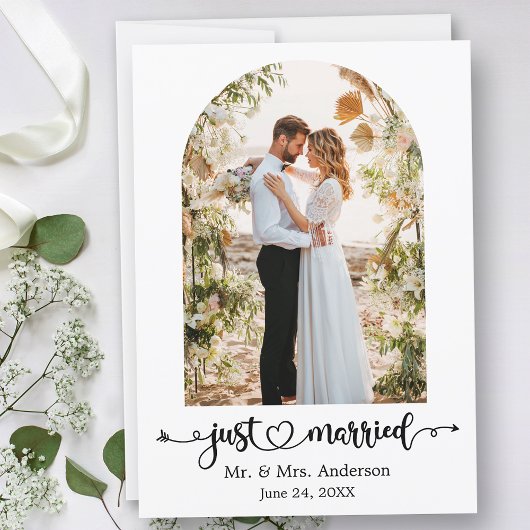 Calligraphy Heart Just Married Arch Wedding Aankondiging