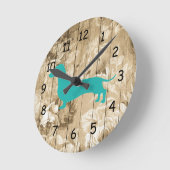 Calque Florale Bois Faux Dachshund Horloge murale (Angle)
