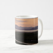 Camano Island, WA, au coucher du soleil Mug Classi (Devant droit)
