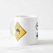 Camel Crossing Sign Mug Arabic  (Devant gauche)