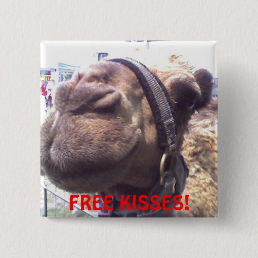 Camel Kisses Vierkante Button 5,1 Cm (Voorkant)