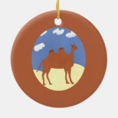 Camel Whimsical op Desert Dunes Keramisch Ornament (Achterkant)