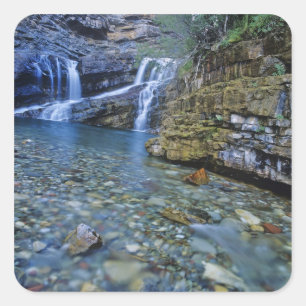 Cameron Falls in Waterton Lakes Nationaal Park in Vierkante Sticker
