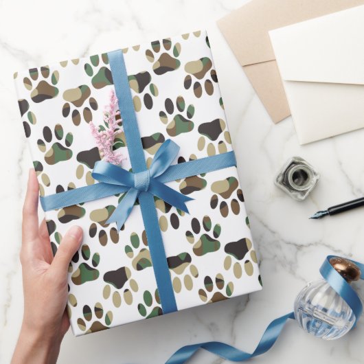 Camo Pattern Dog Paw Print Cadeaupapier (Geschenken)