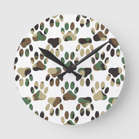 Camo Pattern Dog Paw Print Ronde Klok (Voorkant)
