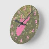 Camo & Pink Deer Clock Ronde Klok (Hoek)
