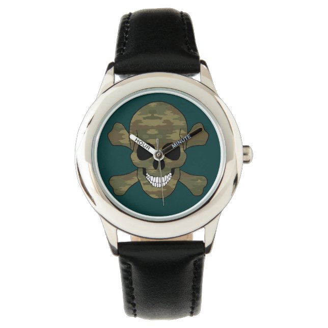 Camouflage Skull en Crossbones Watch Horloge (Voorkant)