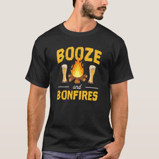 Camp Camper Beer Booze and Bonfire Camp Camp T-shirt (Voorkant)