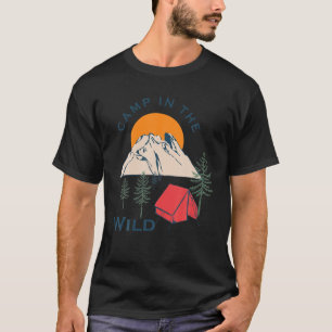 Camp in the Wild Summer Camping Team in de openluc T-shirt