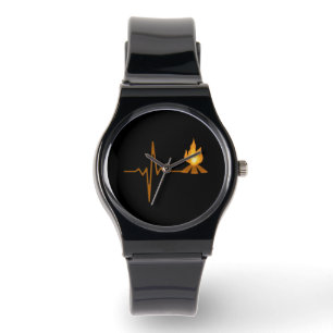 Campagne met kampvuur horloge