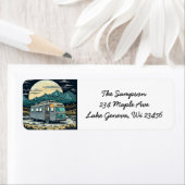 camper in de bergen met volle maan etiket (Insitu)