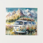 Campervan Bliss Retro Campervan in de bergen Wandkleed (Voorkant (horizontaal))
