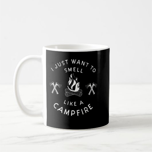 Campfire and camping in nature koffiemok (Links)