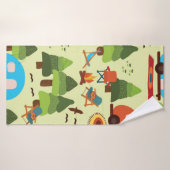 Camping - caravane, chaises de camping, cheminée (Serviette de bain)
