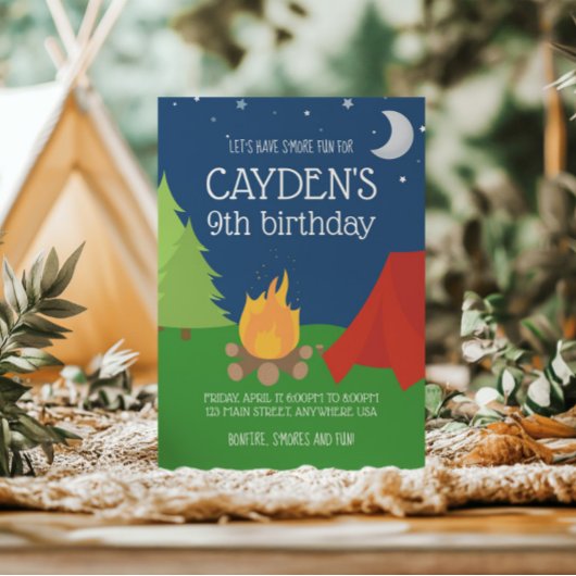 Camping et S'mores Invitation d'anniversaire