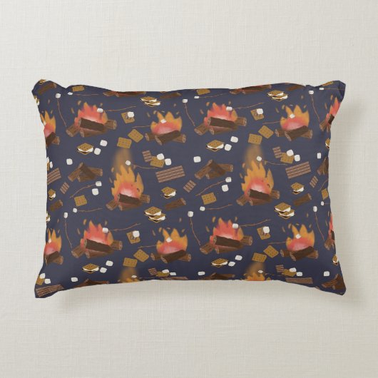Camping Fire Outdoor Adventure & Marshmallows Accent Kussen (Voorkant)