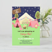 Camping glamping girl-uitnodiging. kaart (Staand voorkant)