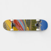 Canada, Alberta, Banff National Park, Moraine Skateboard (Horizontaal)