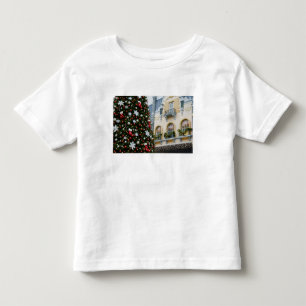 Canada, Alberta, Edmonton. West Edmonton Mall. Kinder Shirts